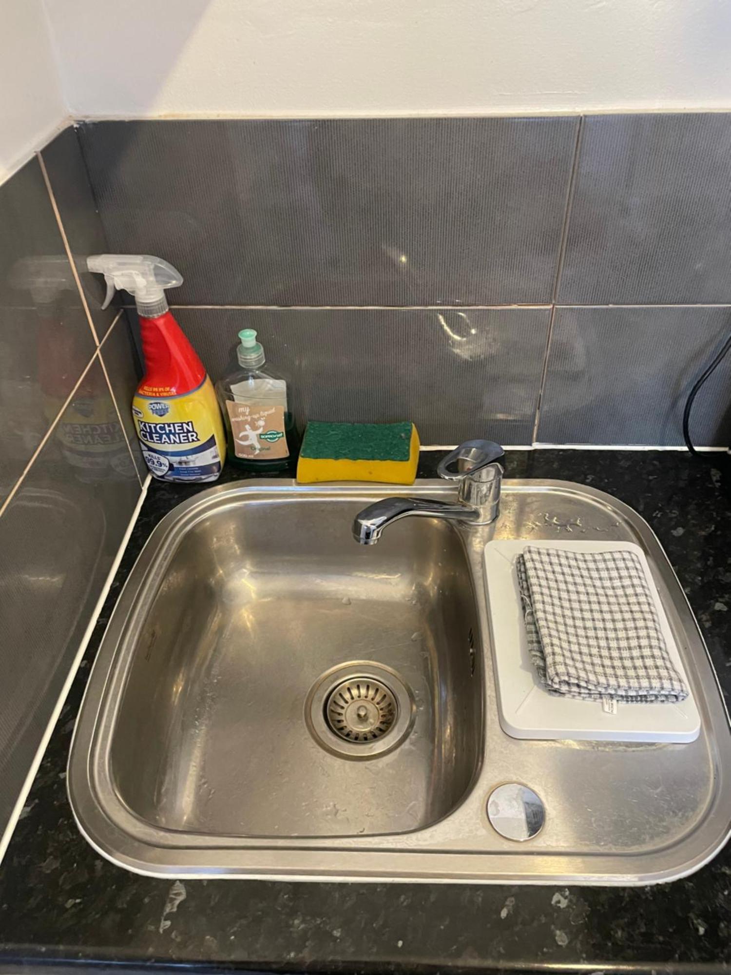 Fantastic Studio, Private Bathroom And Mini Kitchen. Thamesmead  Exteriér fotografie